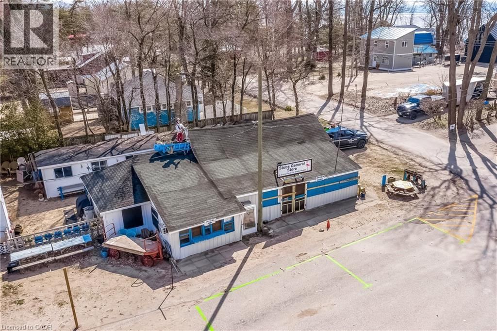 2 BEACH AVENUE Image 36