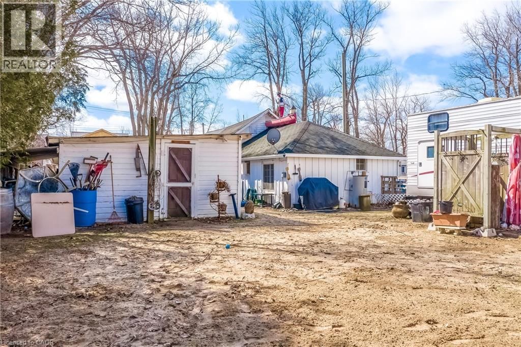 2 BEACH AVENUE Image 43