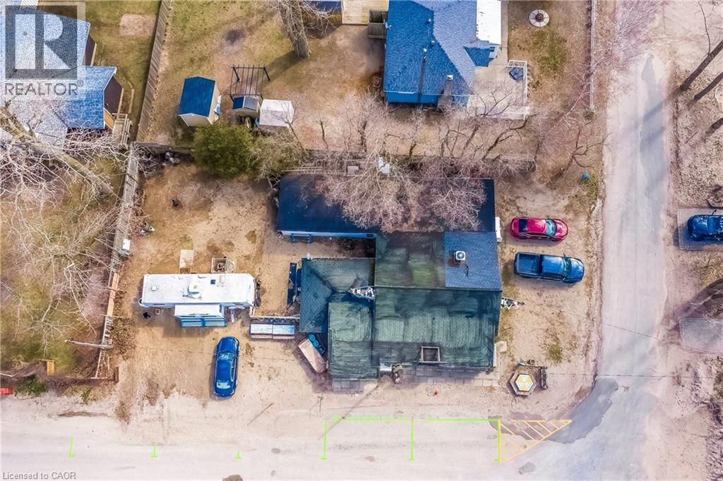 2 BEACH AVENUE Image 46