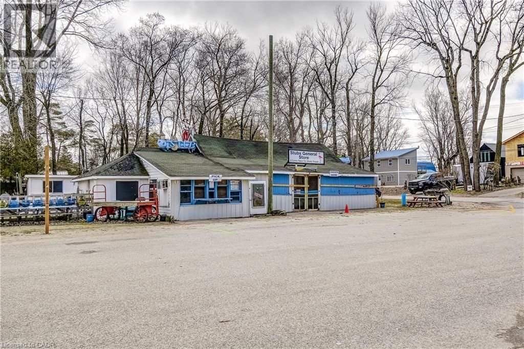 2 BEACH AVENUE Image 9