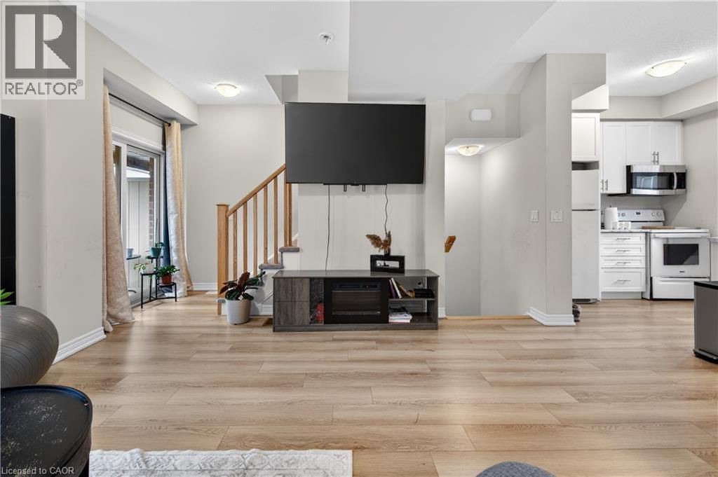 13 - 19 PICARDY DRIVE Image 21