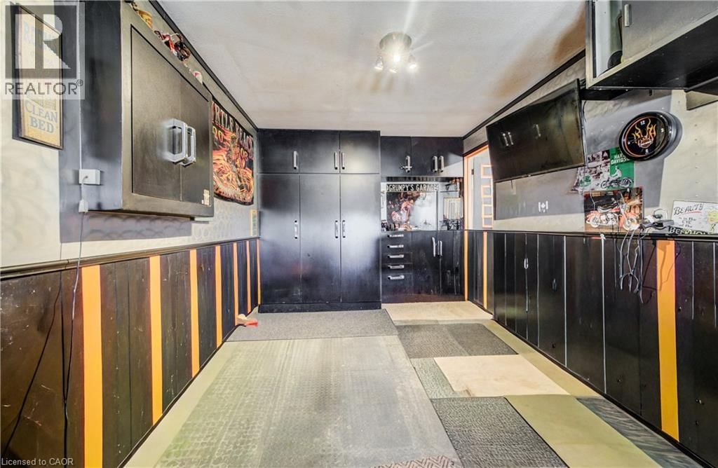 24 FARMINGTON PLACE Image 38