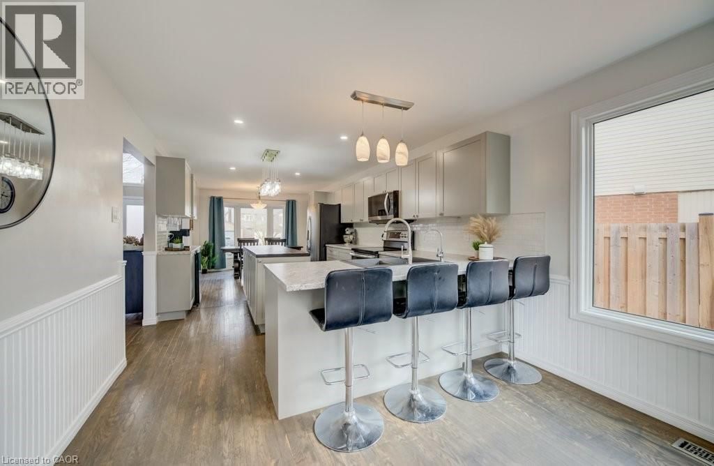 107 OLD PARK LANE Image 13