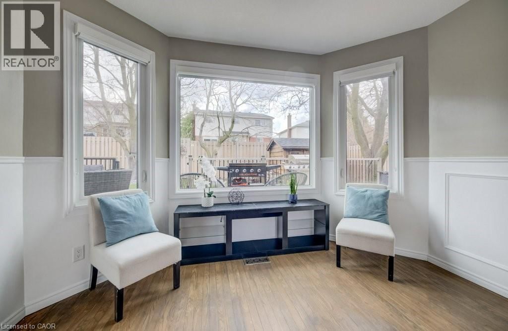 107 OLD PARK LANE Image 19