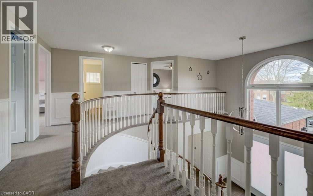 107 OLD PARK LANE Image 25