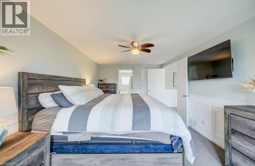 107 OLD PARK LANE Image 28