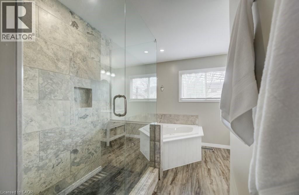 107 OLD PARK LANE Image 29