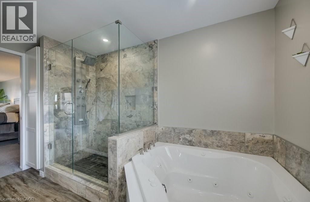 107 OLD PARK LANE Image 31