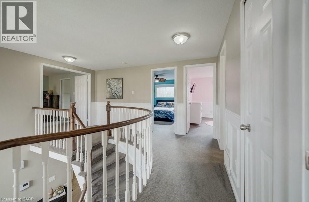 107 OLD PARK LANE Image 34