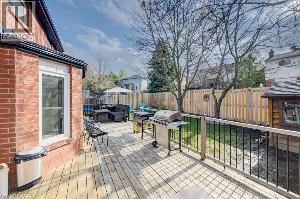 107 OLD PARK LANE Image 47