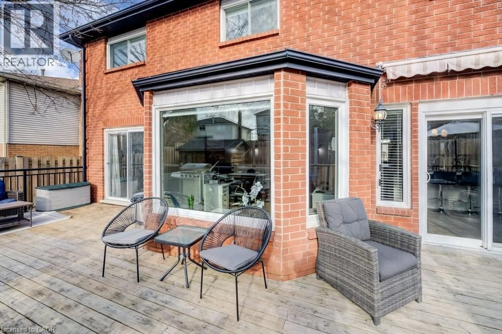 107 OLD PARK LANE Image 48