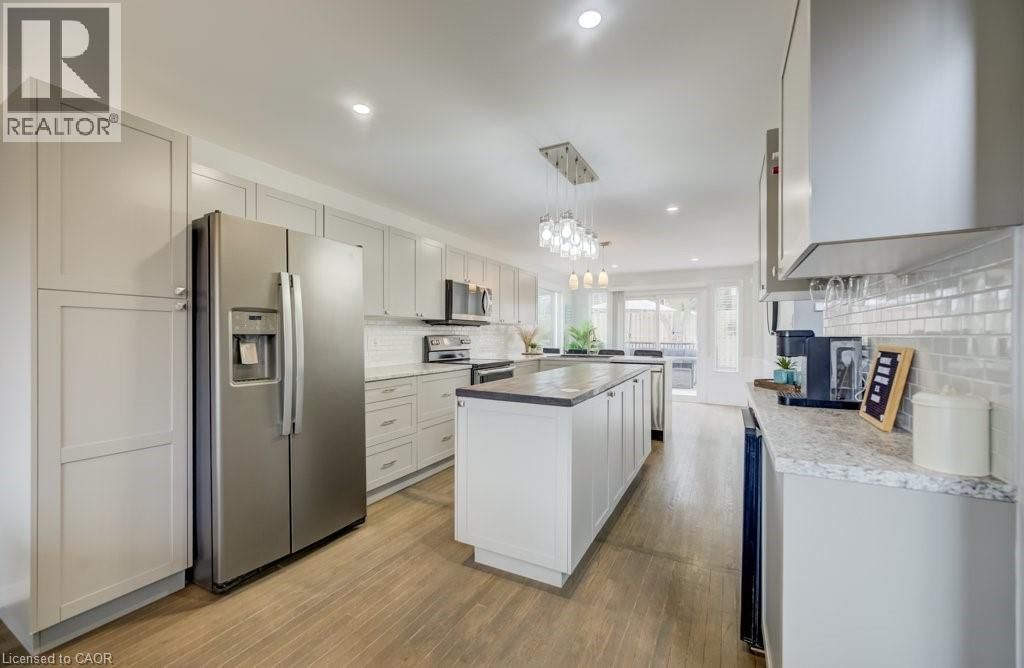 107 OLD PARK LANE Image 8