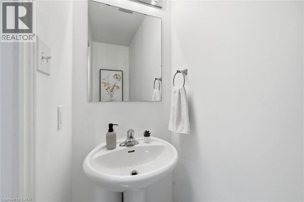 24 - 54 NISBET BOULEVARD Image 12