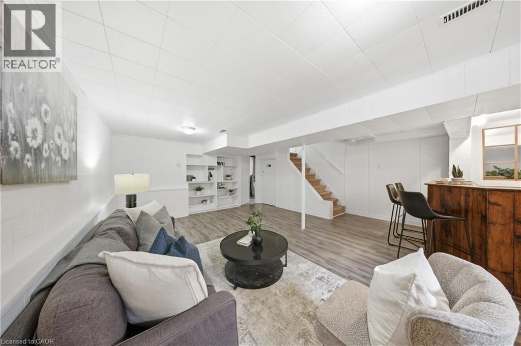 2637 ALTADENA COURT Image 30