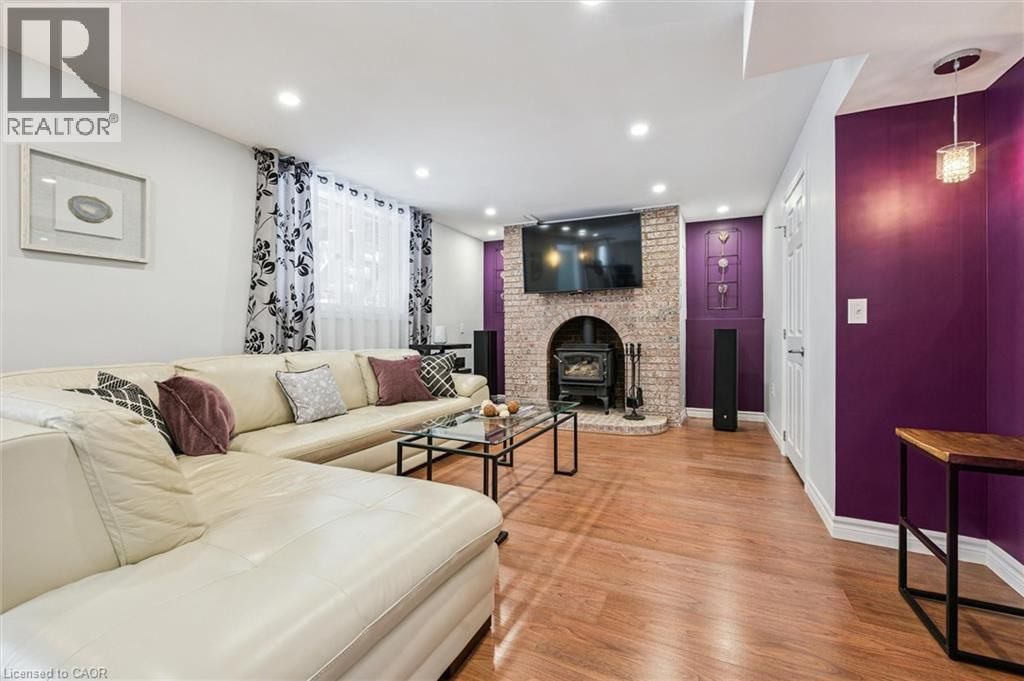 488 HEATHER HILL PLACE Image 36