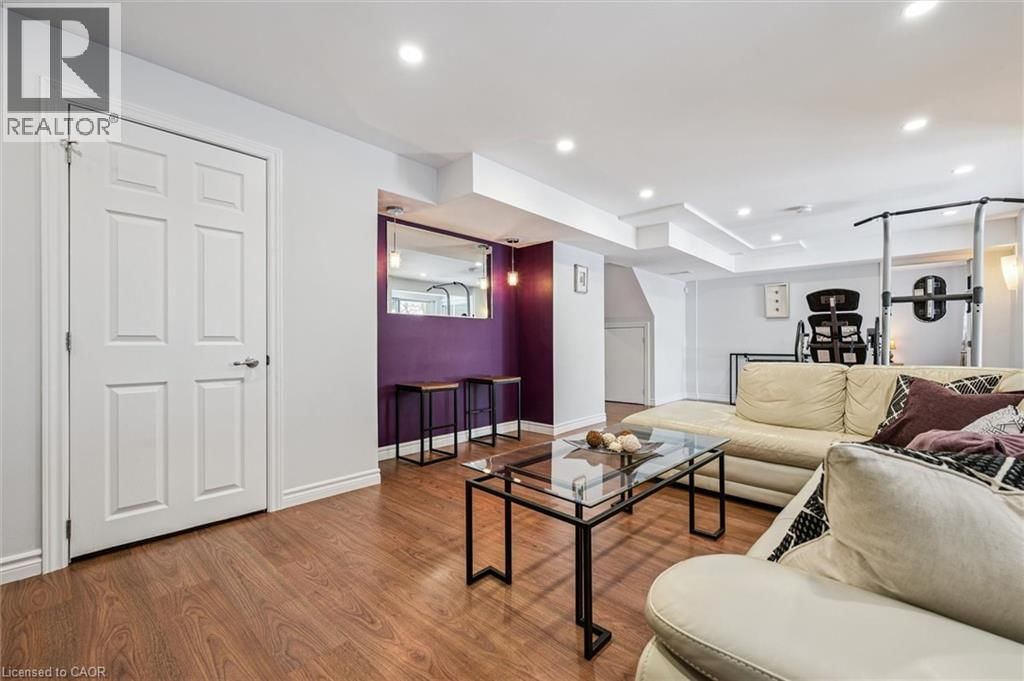 488 HEATHER HILL PLACE Image 37