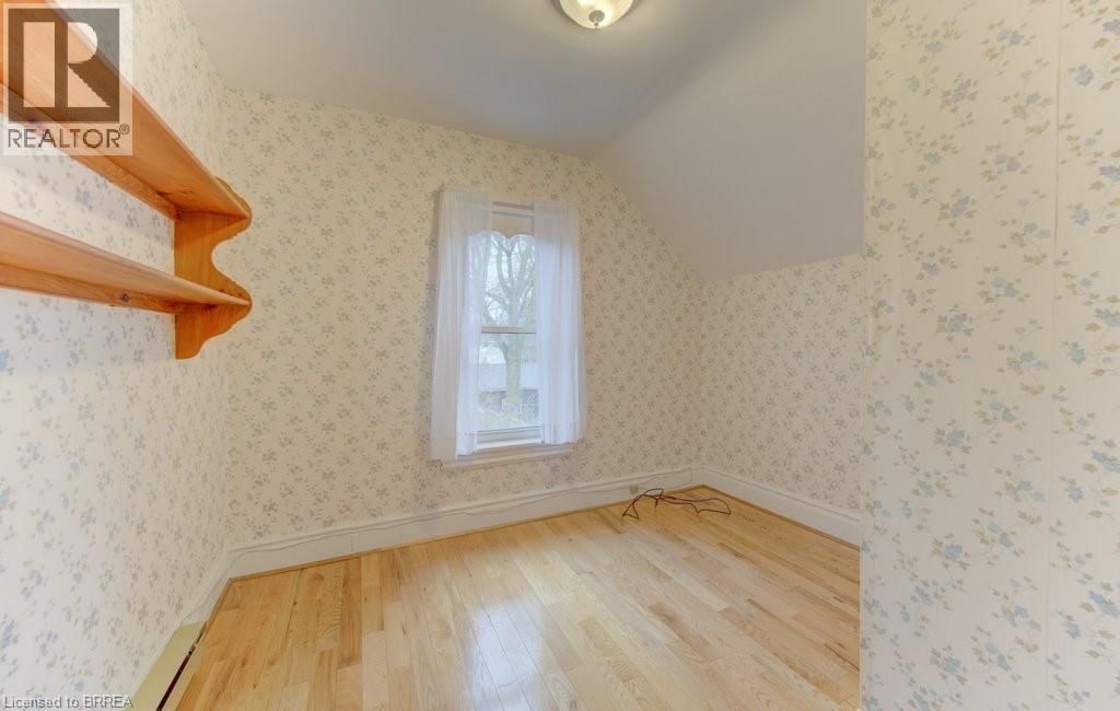 416 MARGARET STREET Image 17