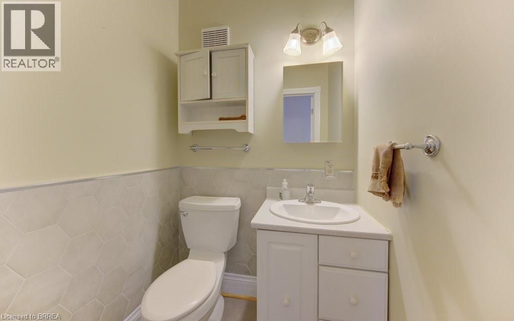 416 MARGARET STREET Image 4