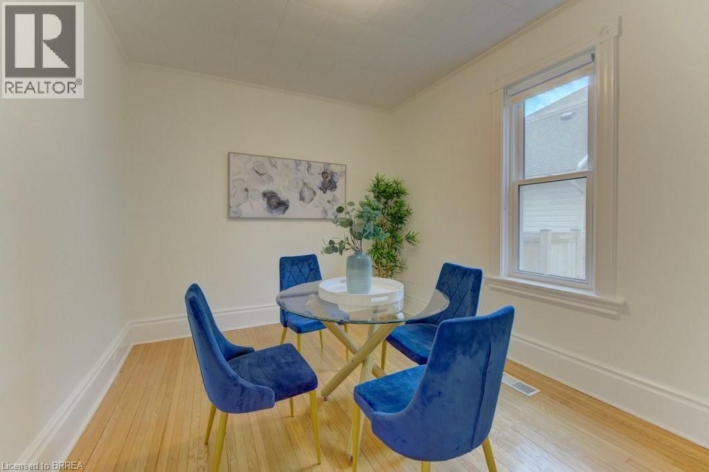 416 MARGARET STREET Image 5