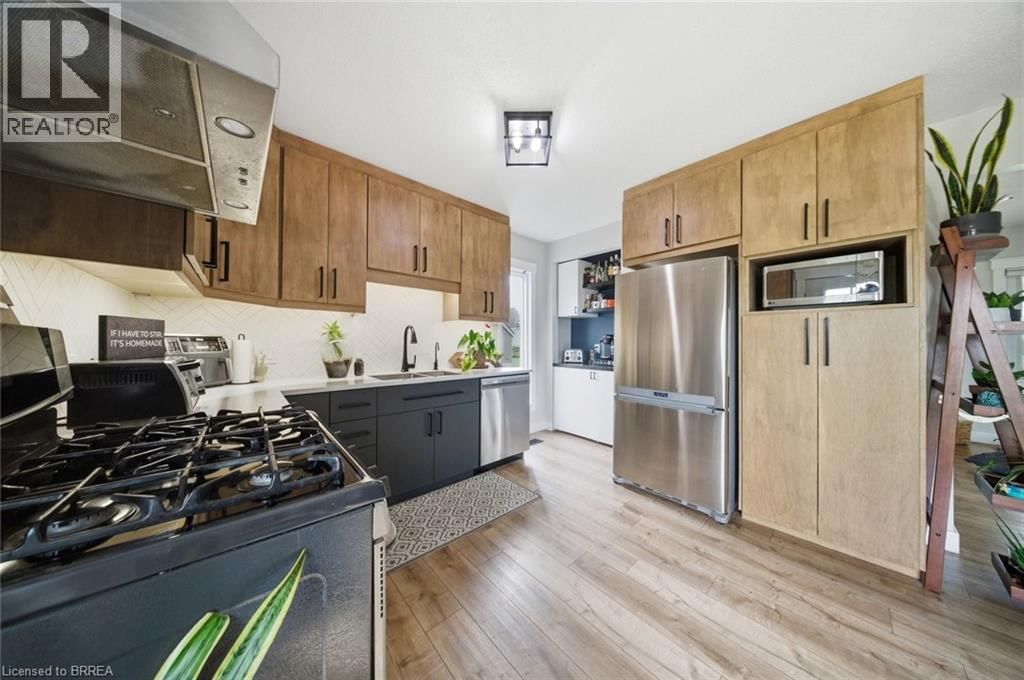 100 LA SALETTE ROAD Image 10