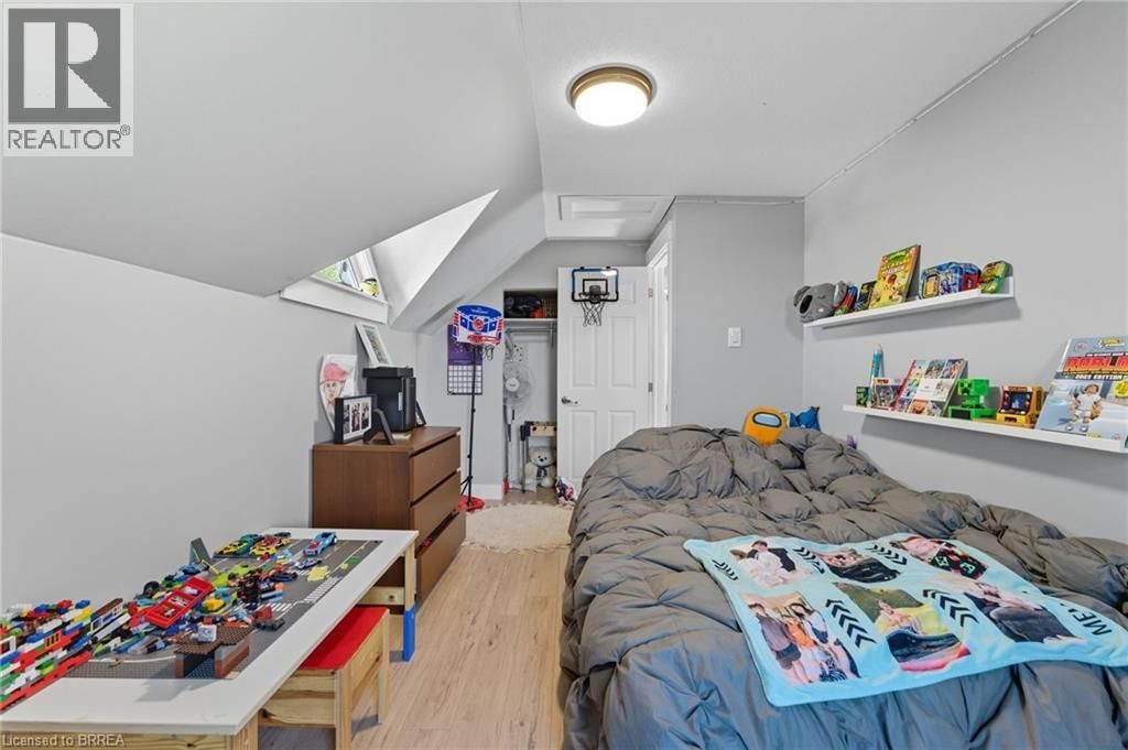 100 LA SALETTE ROAD Image 21