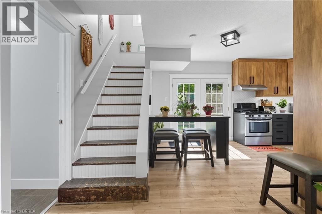 100 LA SALETTE ROAD Image 8