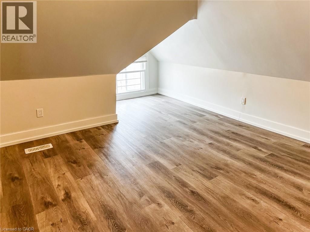 78 STINSON STREET Image 19