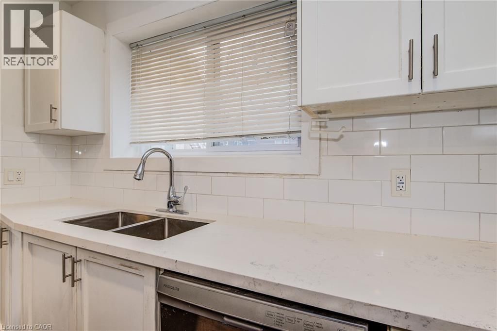 78 STINSON STREET Image 8