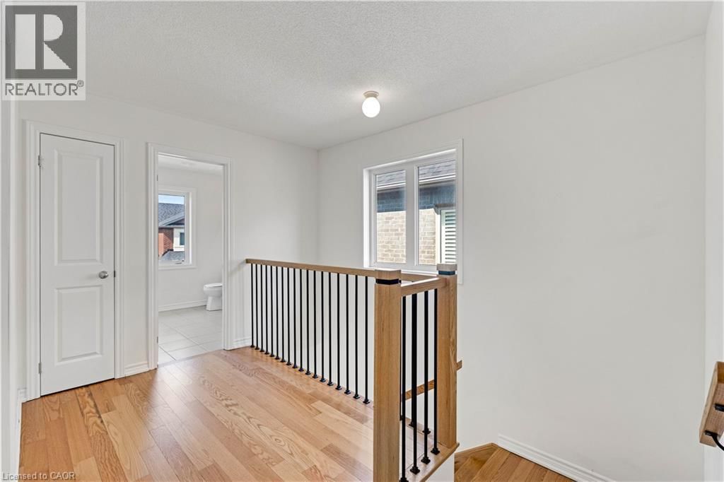 1117 CAMEO STREET Image 16