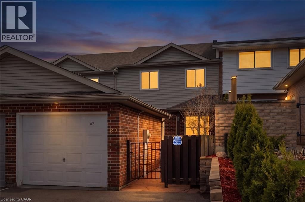 87 RALGREEN CRESCENT Image 1