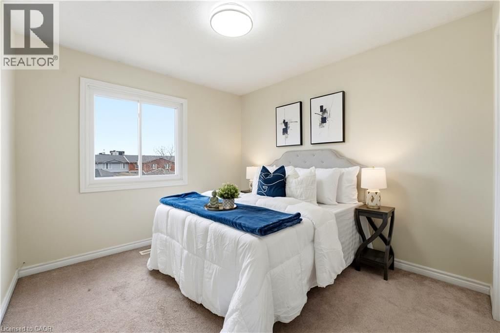 87 RALGREEN CRESCENT Image 18