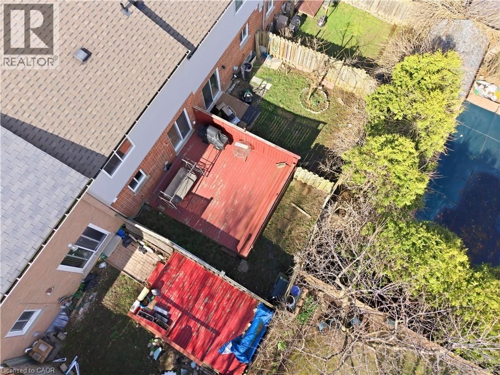 87 RALGREEN CRESCENT Image 33