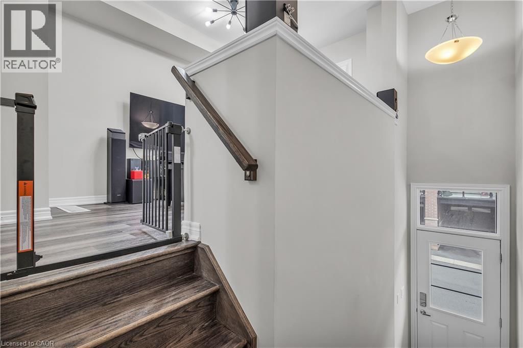 116 - 575 WOODWARD AVENUE Image 26