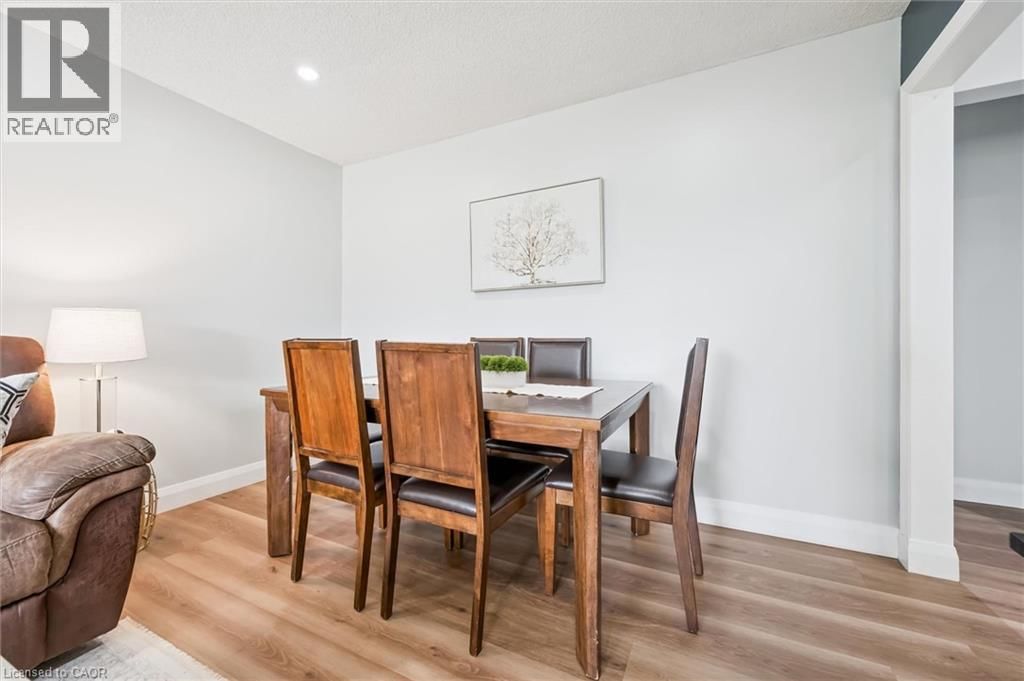 B - 235 CEDARBRAE AVENUE Image 11