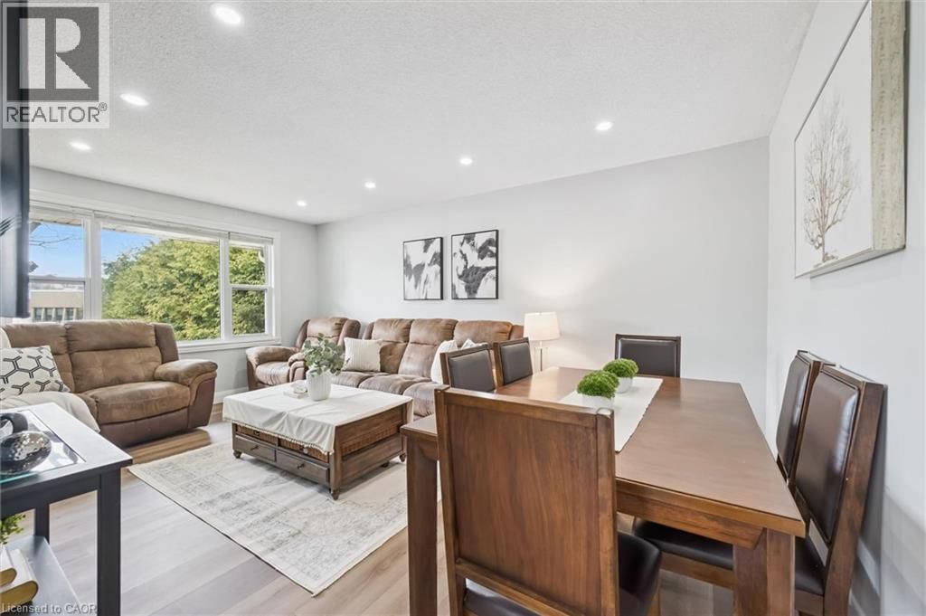 B - 235 CEDARBRAE AVENUE Image 13