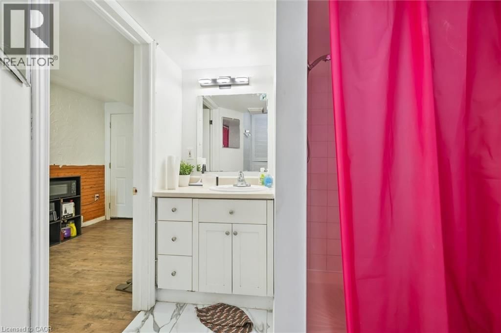 B - 235 CEDARBRAE AVENUE Image 29