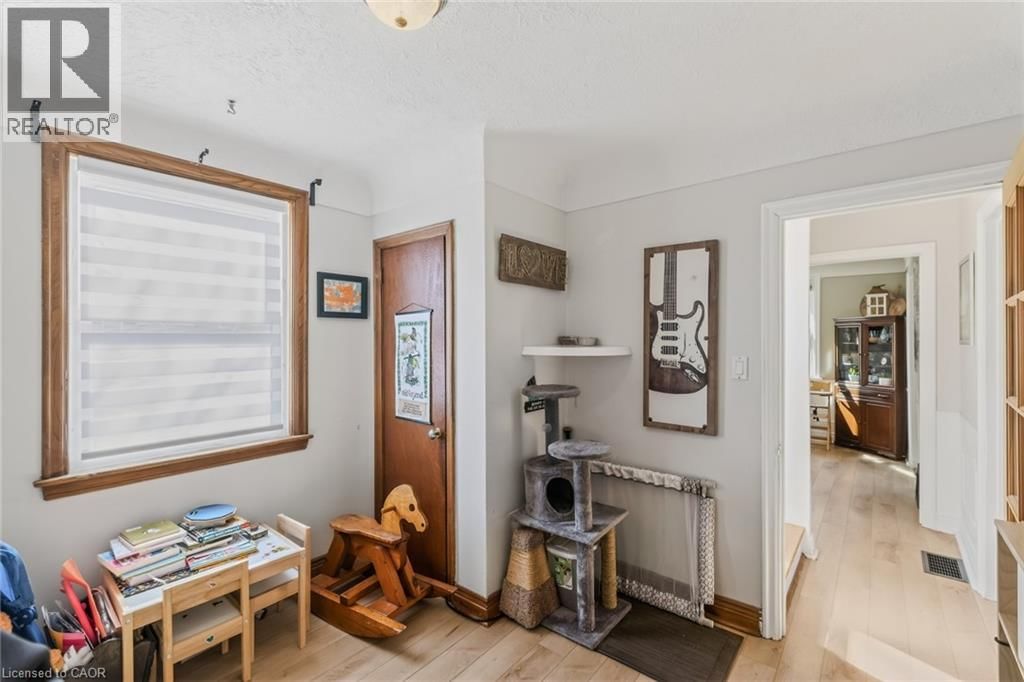 43 WOODBRIDGE ROAD Image 19