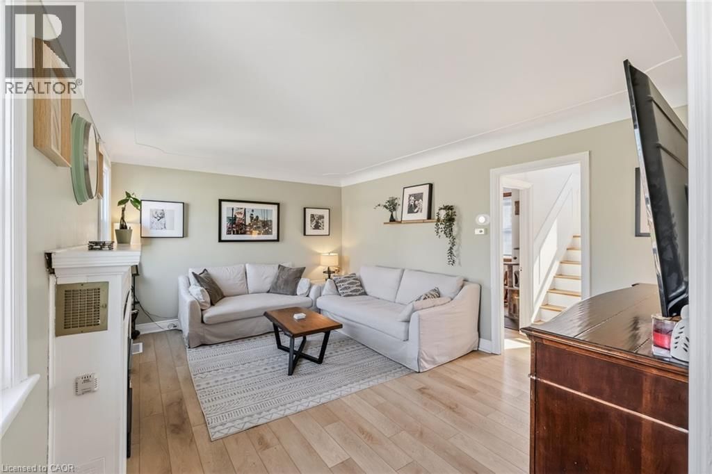 43 WOODBRIDGE ROAD Image 8