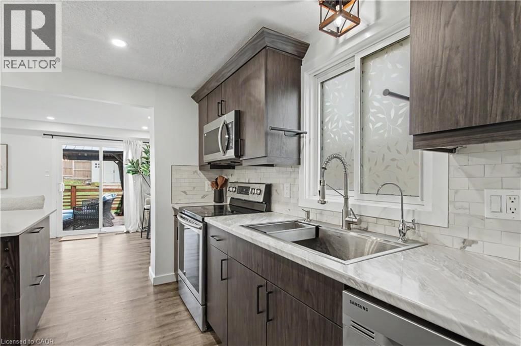 7 WYCLIFFE PLACE Image 10