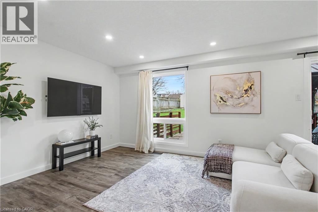 7 WYCLIFFE PLACE Image 19