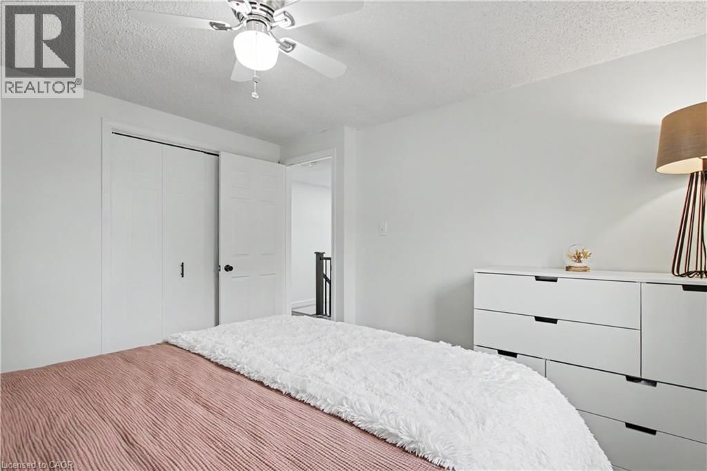 7 WYCLIFFE PLACE Image 27