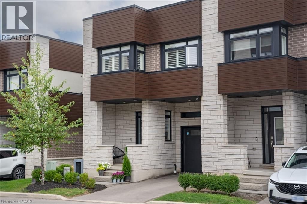 22 - 35 MIDHURST HEIGHTS Image 1