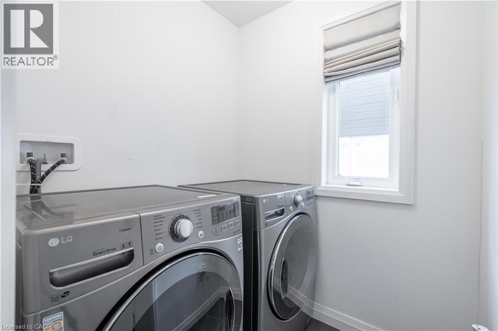 22 - 35 MIDHURST HEIGHTS Image 25