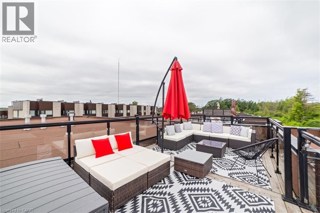 22 - 35 MIDHURST HEIGHTS Image 28