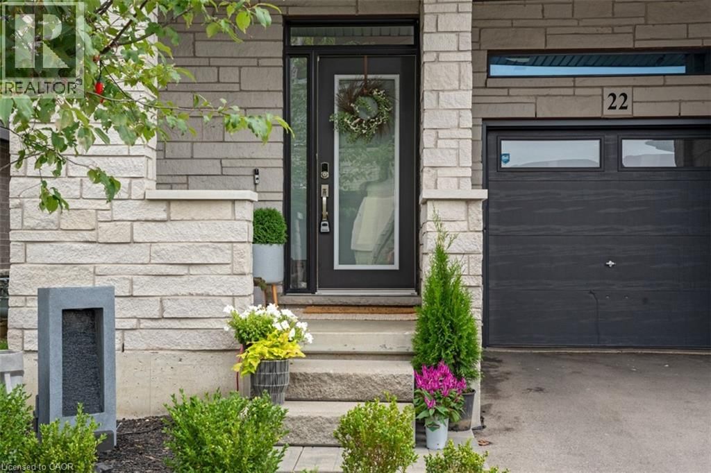 22 - 35 MIDHURST HEIGHTS Image 3