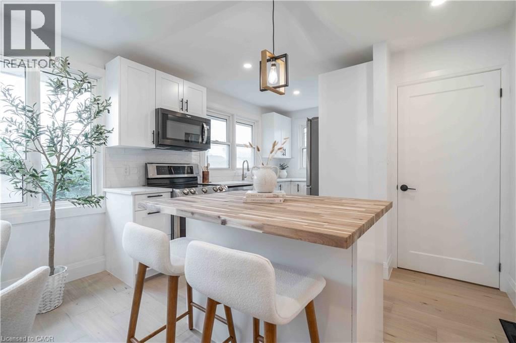 67 TOBY CRESCENT Image 11