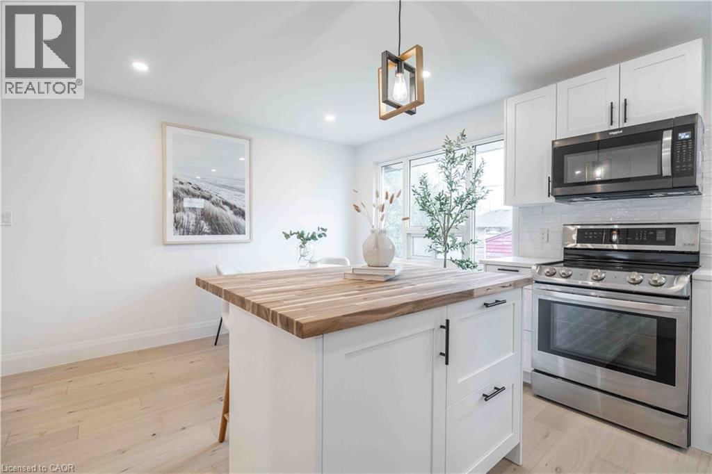 67 TOBY CRESCENT Image 16