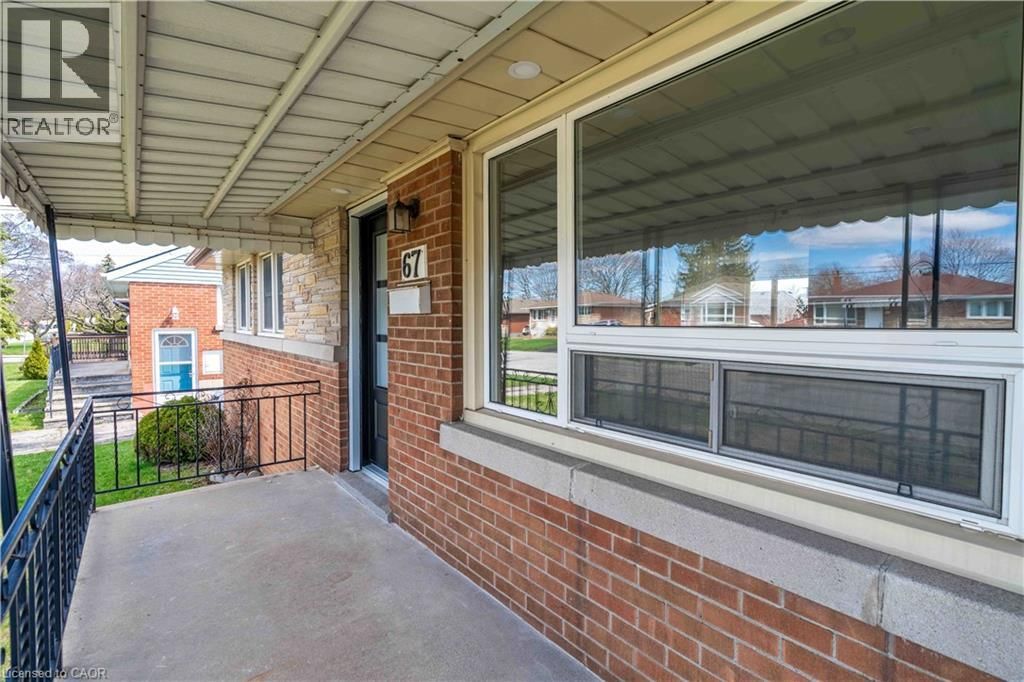 67 TOBY CRESCENT Image 2