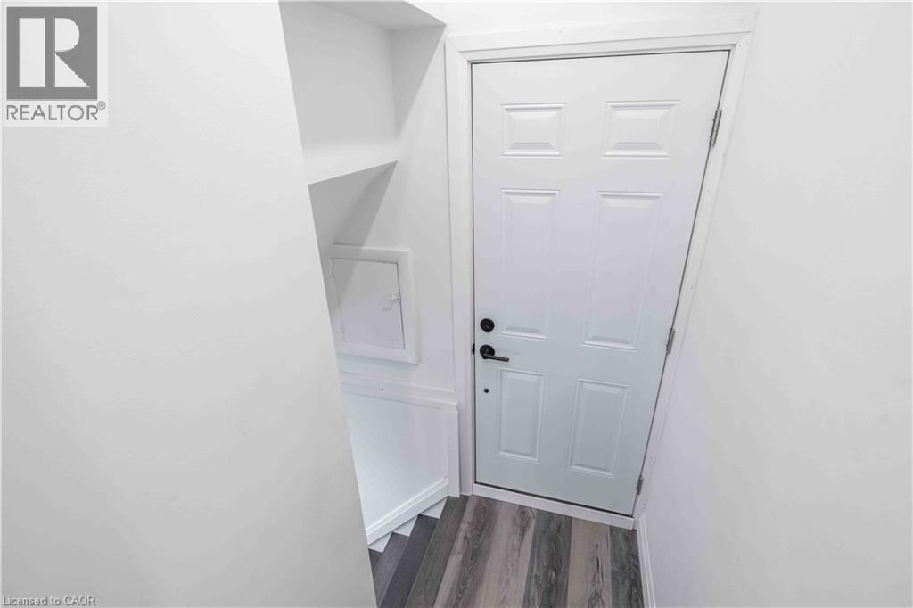 67 TOBY CRESCENT Image 25