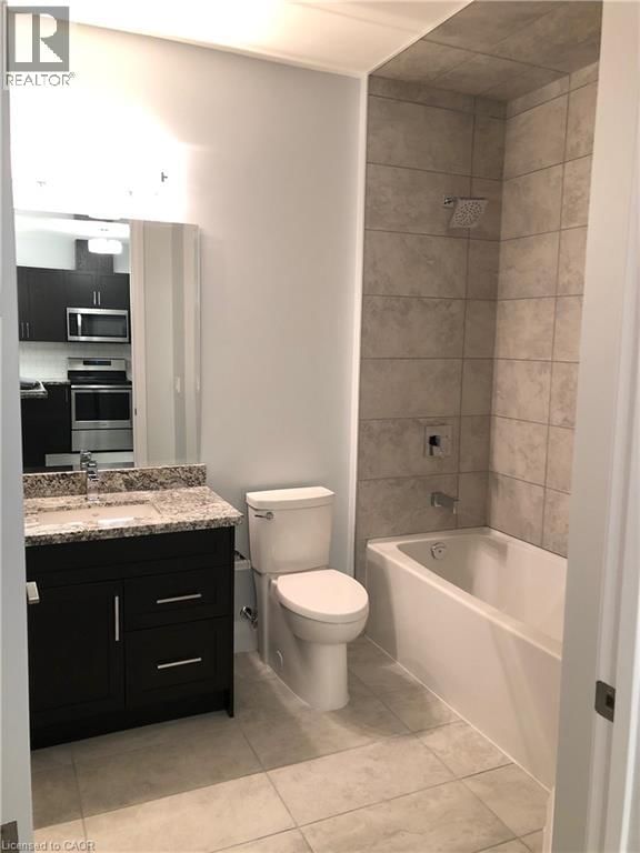 511 - 101 LOCKE STREET Image 10